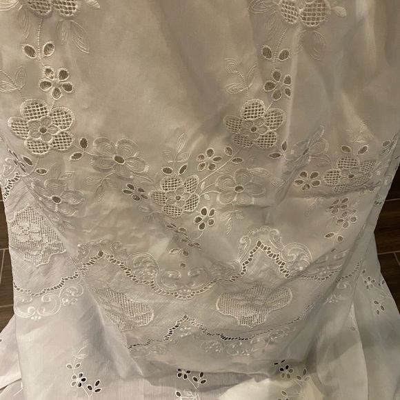 Vintage White Italian Embroidered Curtains - Picture 4 of 4